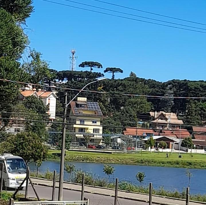 Casa Ampla Com Lareira E Churrasqueira Canela Zewnętrze zdjęcie